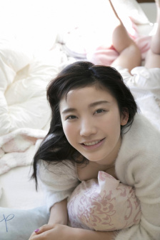 美女抓奶抖胸视频